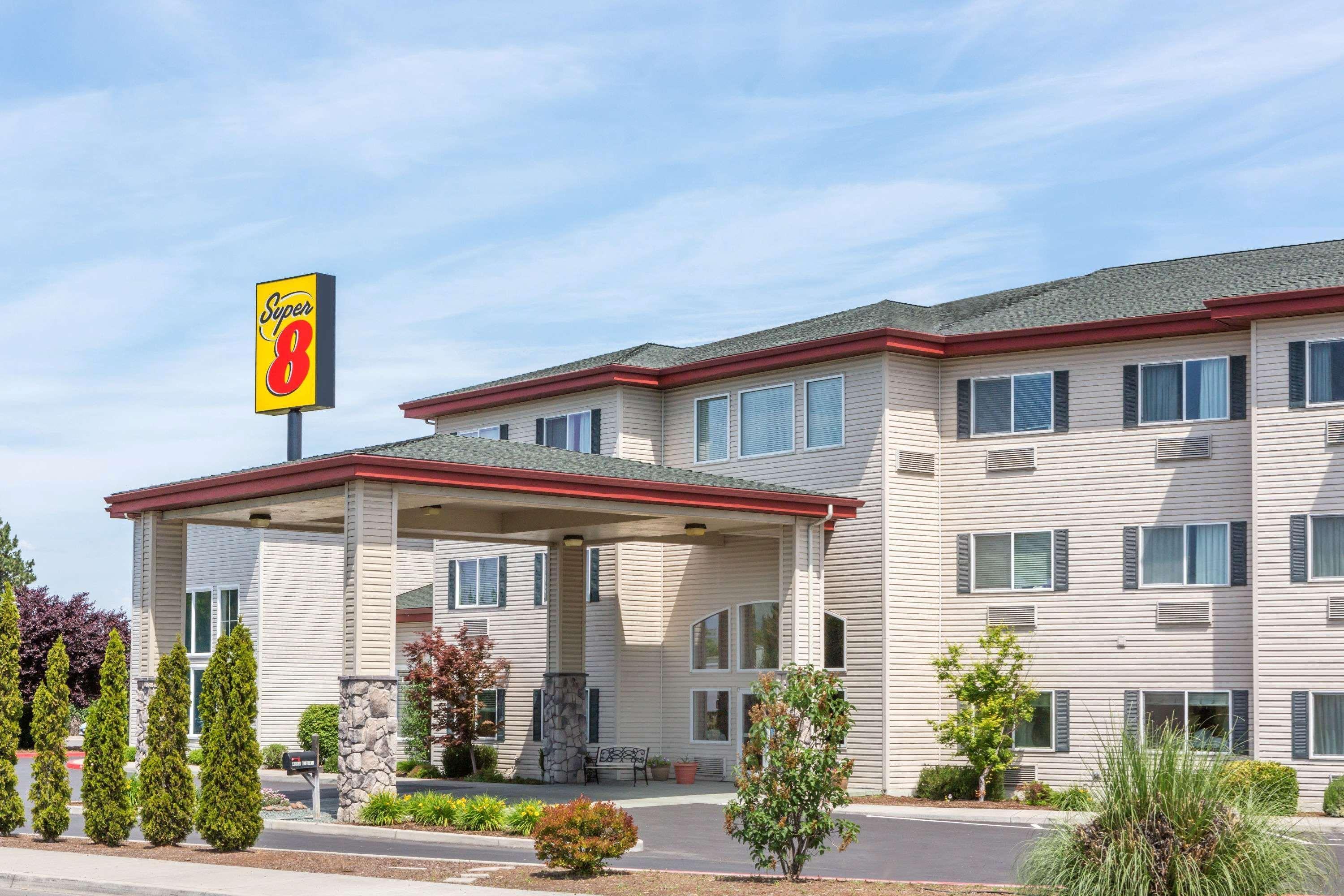 Super 8 By Wyndham Central Pt Medford Central Point Luaran gambar