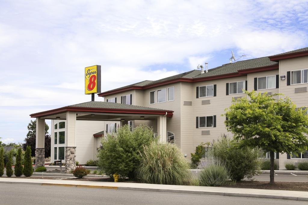 Super 8 By Wyndham Central Pt Medford Motel Central Point Luaran gambar